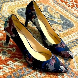Mystical moody fabric high heels 8.5